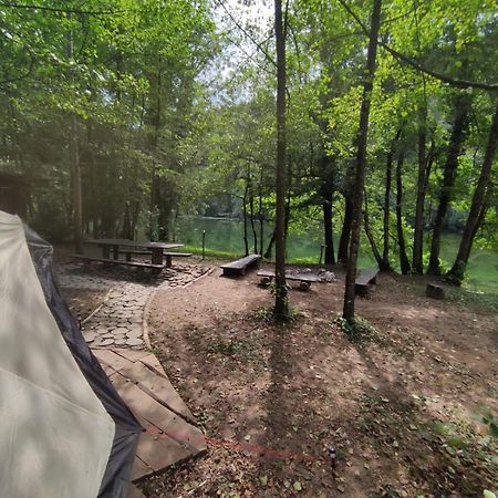 Robinson camp Kupa - Juratovićki brig Hotel Netretic Bagian luar foto