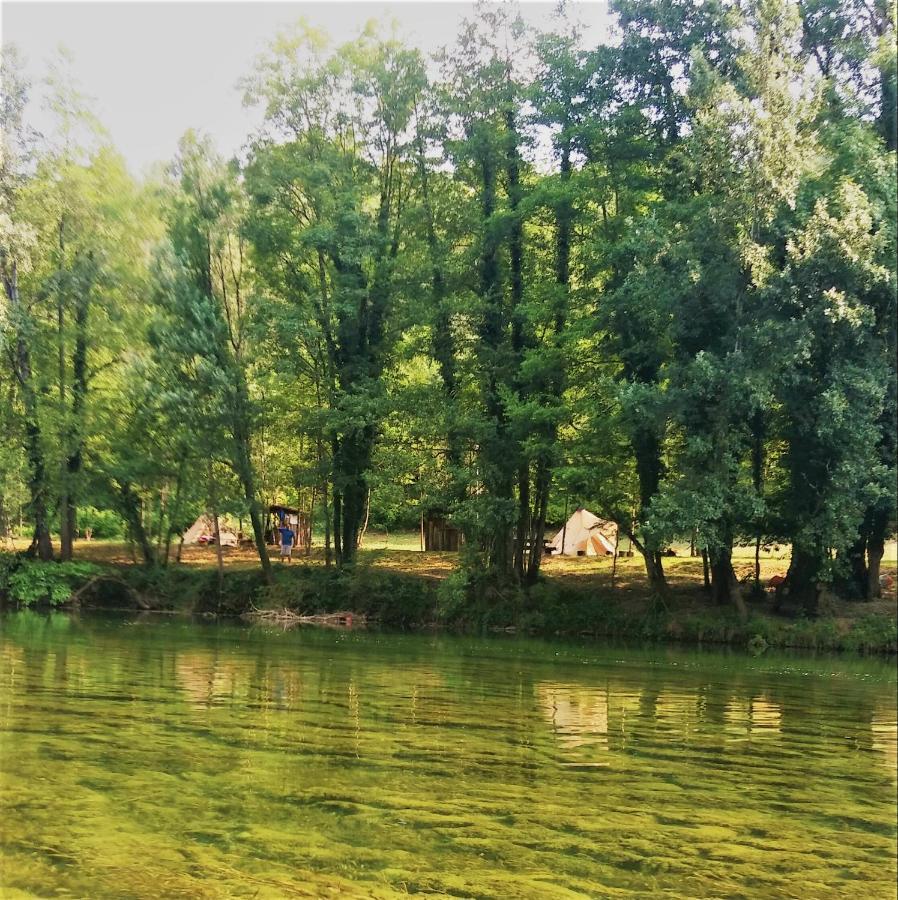 Robinson camp Kupa - Juratovićki brig Hotel Netretic Bagian luar foto