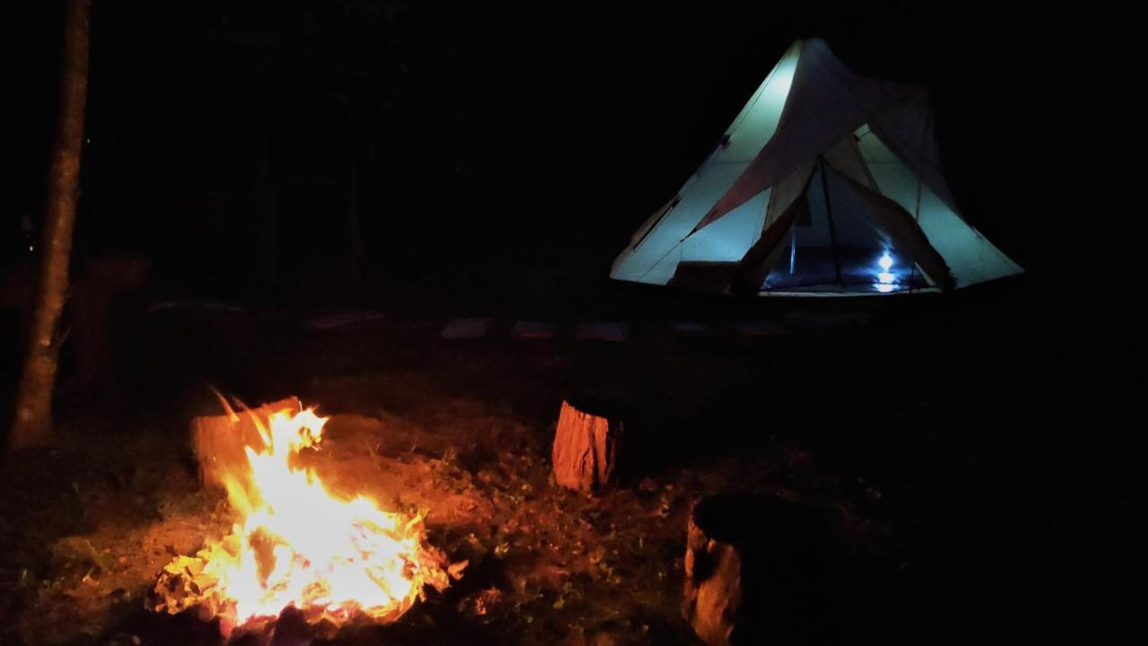 Robinson camp Kupa - Juratovićki brig Hotel Netretic Bagian luar foto
