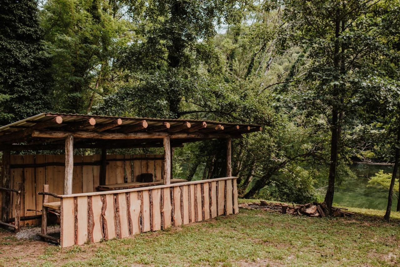 Robinson camp Kupa - Juratovićki brig Hotel Netretic Bagian luar foto